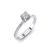 Gabriano Jade 4 tırnaklı tektaş yüzük; GIA-HRD sertifikalı prenses pırlanta ve beyaz altın montürün üstten görünüşü